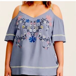 Torrid 1x embroidered blouse